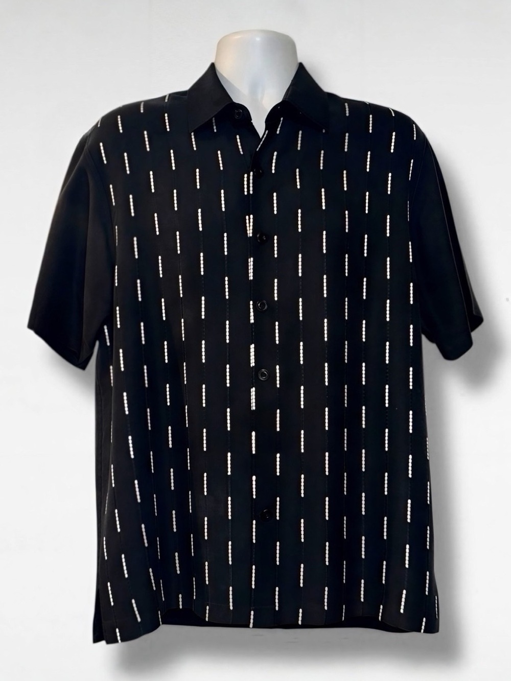 Nat Nast Luxury Originals 100% Silk Shirt Men’s M Black White Embroidered Crest